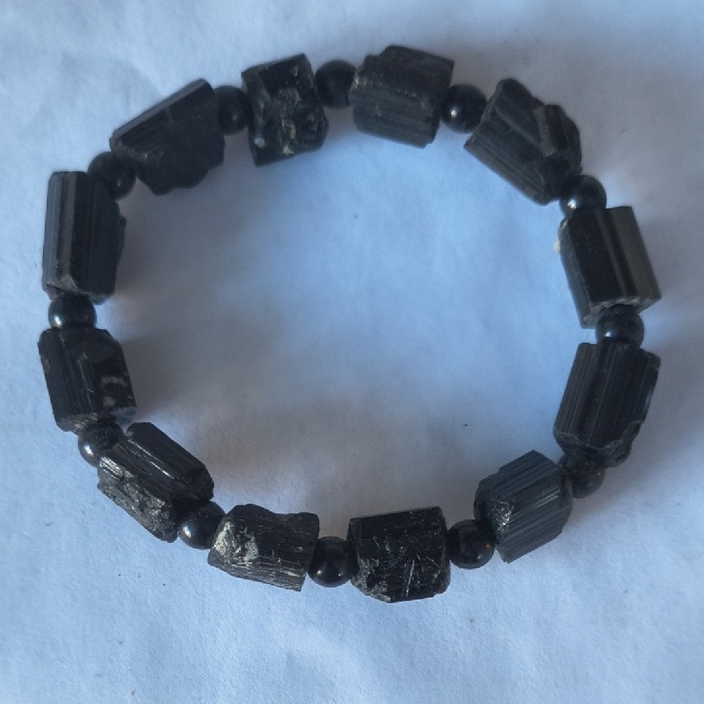 Raw Black Tourmaline Chunk Bracelet - Picture 2 of 4